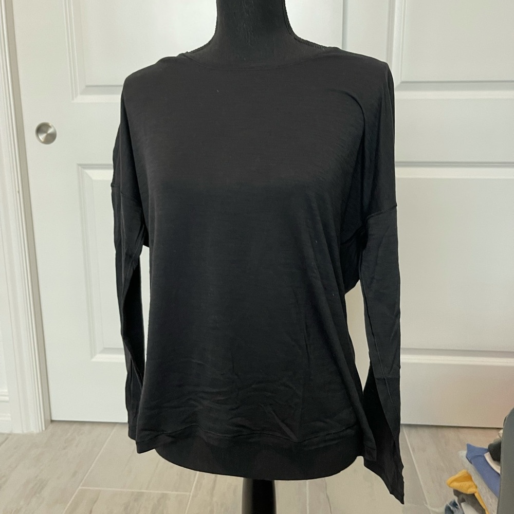 Lululemon Long Sleeve Open Back Tee